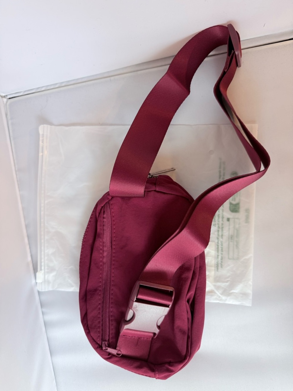 HALARA Fanny Pack Plum Adjustable Belt Bag NWT - Picture 7 of 9